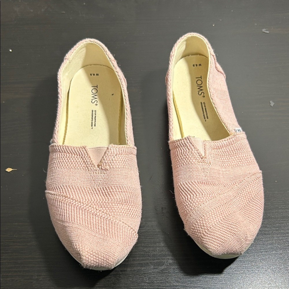 Toms Shoes